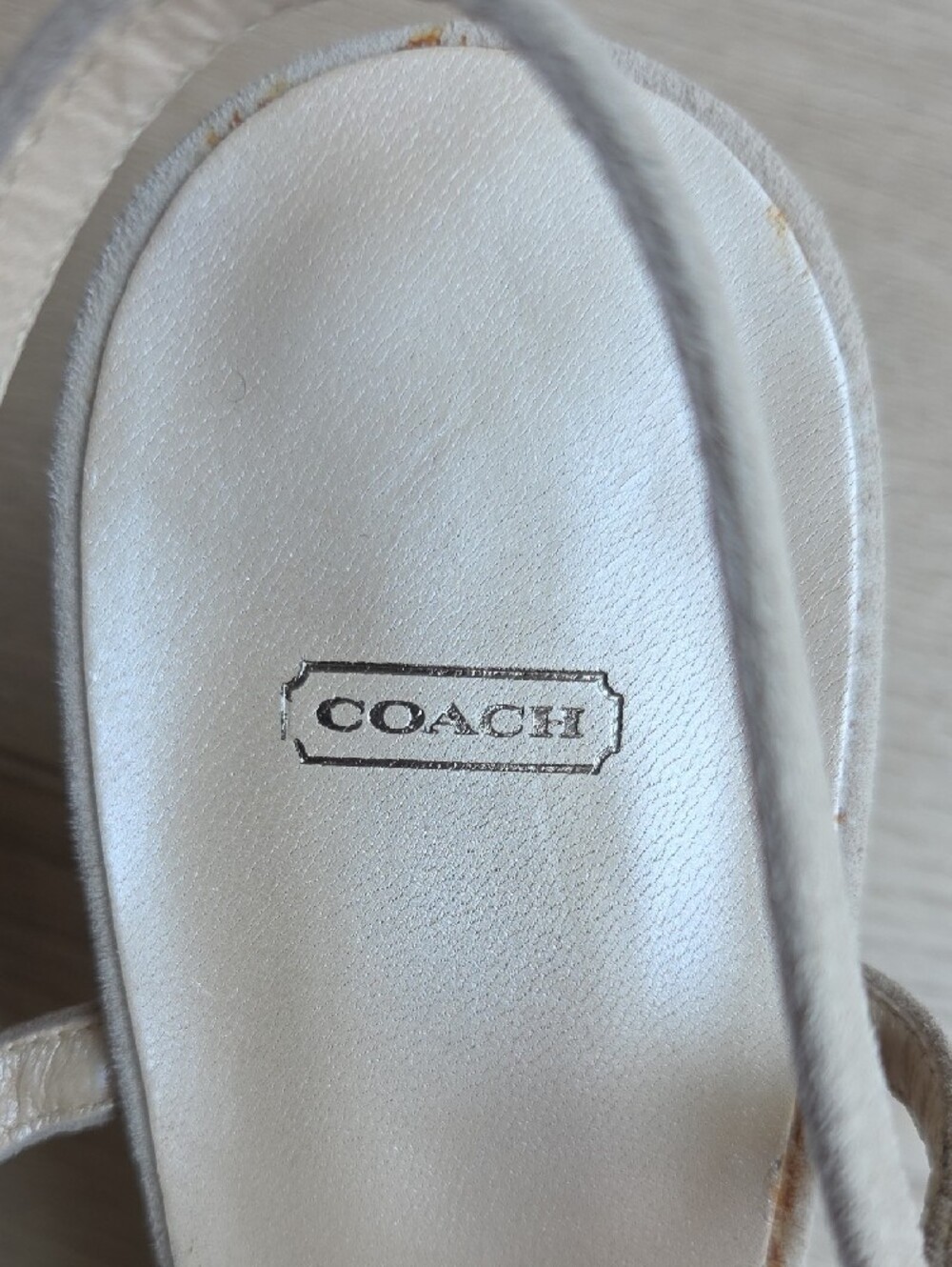 New {Coach} Beige Suede Slingback Heels Size 8 - Picture 9 of 9